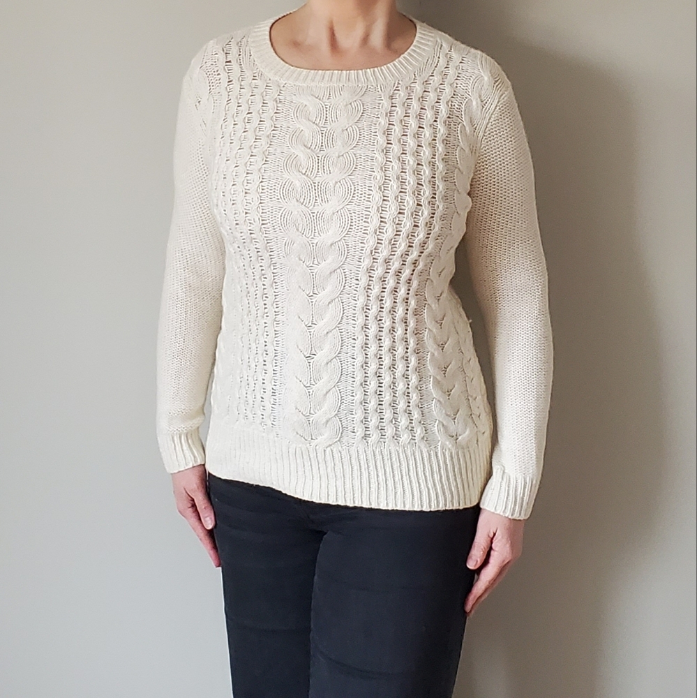 Club Monaco Cream Cable Knit Sweater